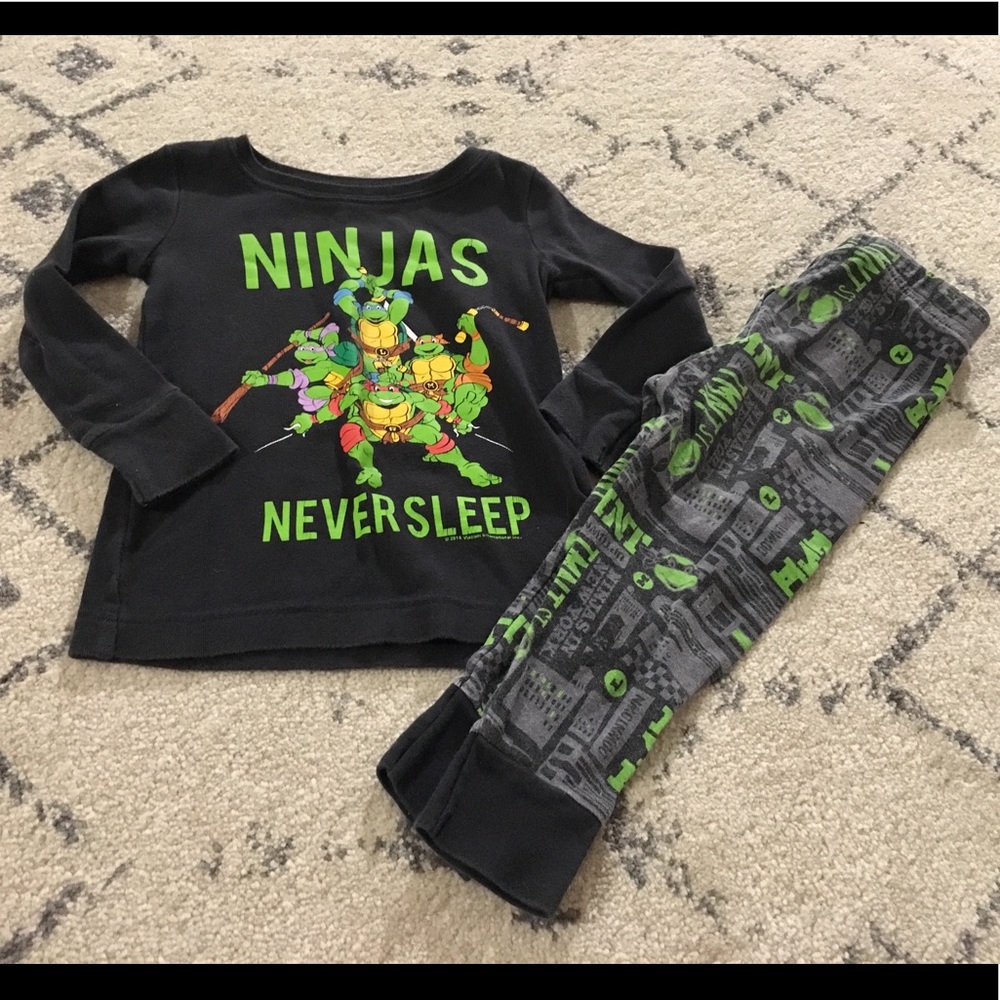 Toddler baby Ninja Turtles 12-18 month pajama set